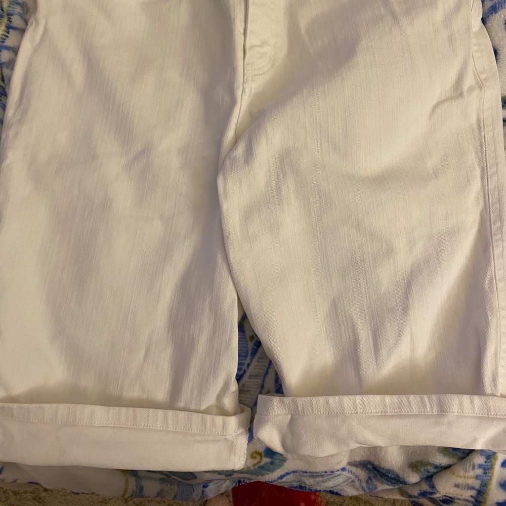 Bermuda Shorts- white- RALPH LAUREN CO.